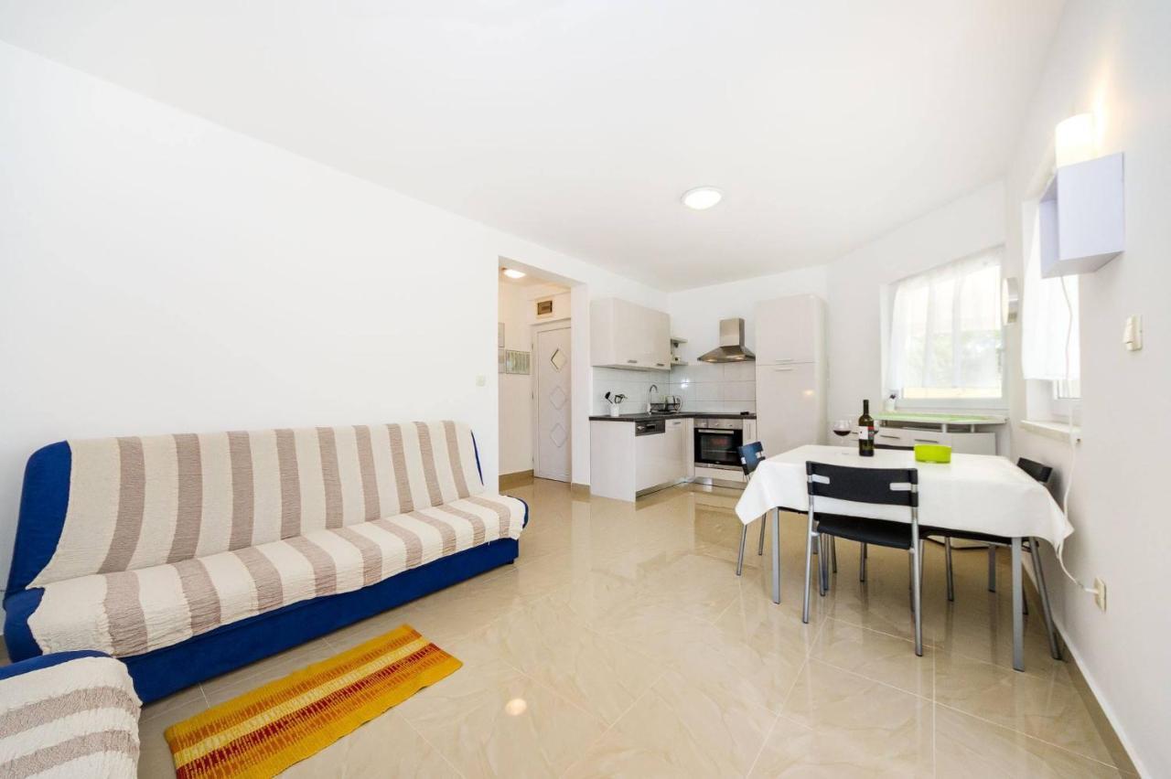 Apartmani Tanja Pridraga Exterior photo